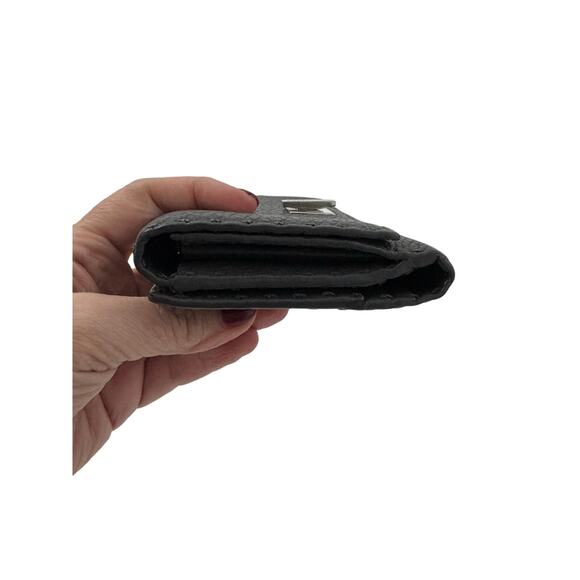 FENW42: Fendi Black Leather Turn-Lock Wallet - Picture 3 of 10
